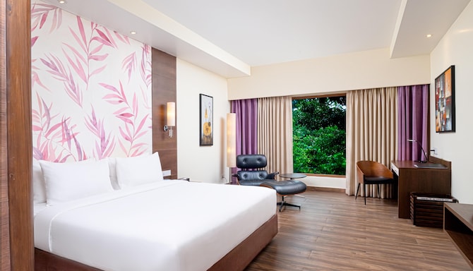 Purple Palms Resort & Spa Coorg, a member of Radisson Individuals Premier - Standard Room - Pool view