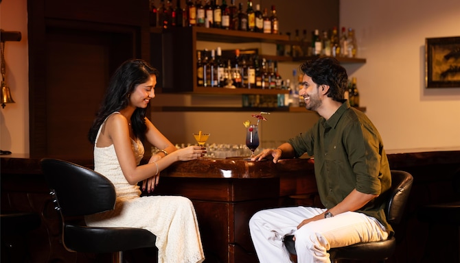 Purple Palms Resort and Spa Coorg, a member of Radisson Individuals Premier - Banduk bar