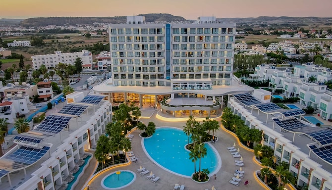 Radisson Beach Resort Larnaca - Hotel Rear View