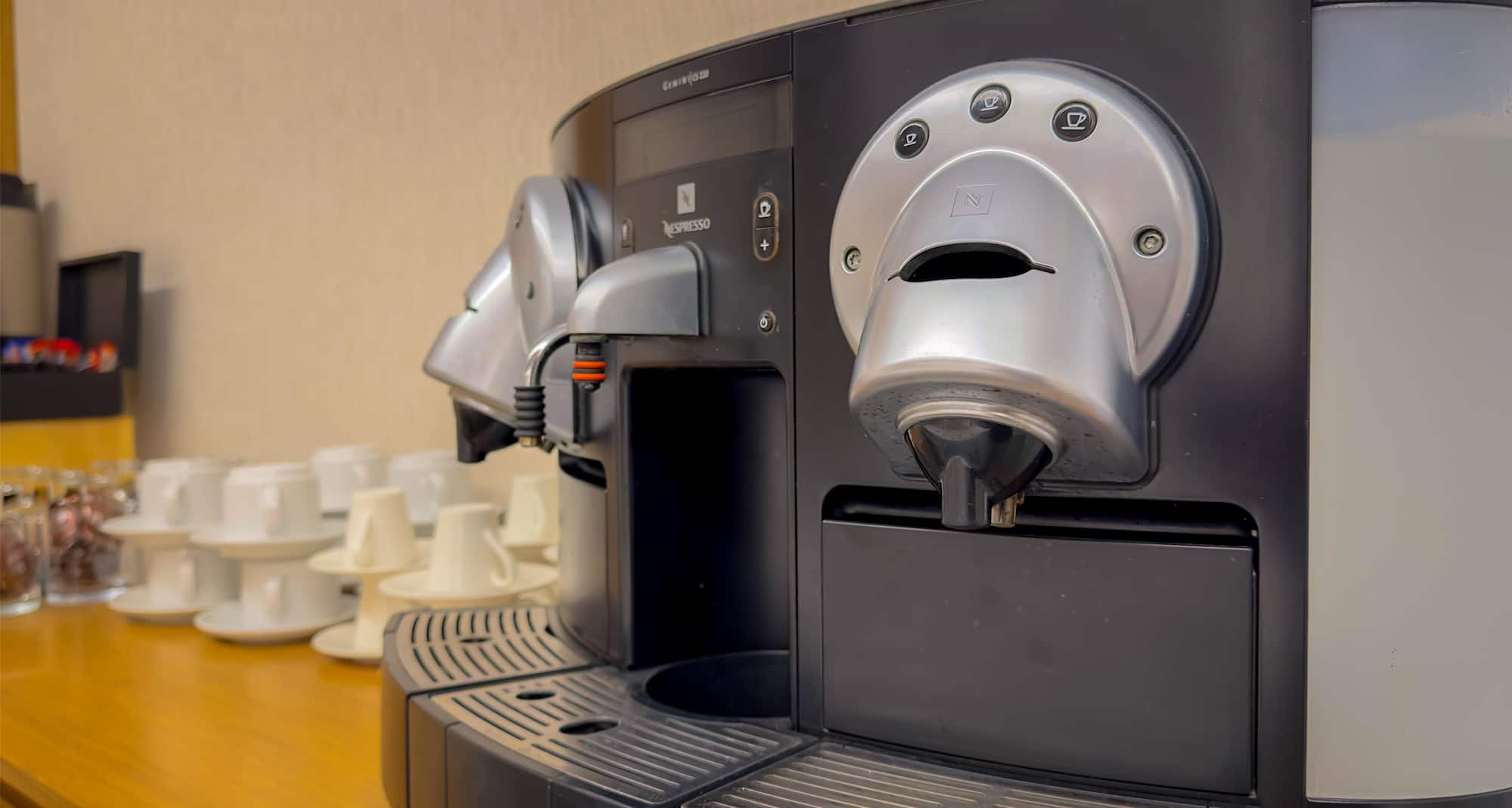 Radisson Beach Resort Larnaca - Coffee Machine