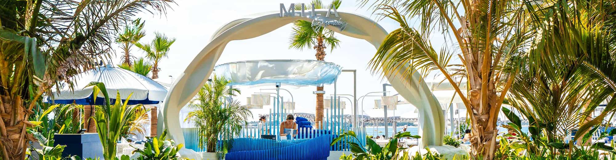 Radisson Beach Resort Palm Jumeirah Dubai - Mila by Smoky Beach Club