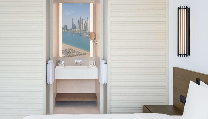Radisson Beach Resort Palm Jumeirah Dubai - Gaestezimmer