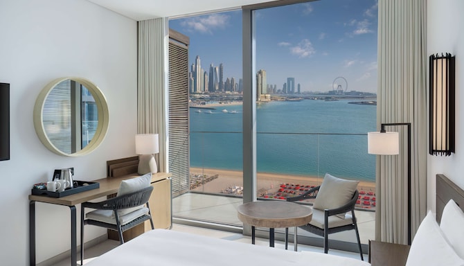 Radisson Beach Resort Palm Jumeirah Dubai - Gaestezimmer