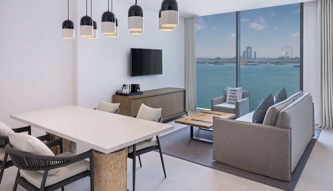 Radisson Beach Resort Palm Jumeirah Dubai - Gaestezimmer