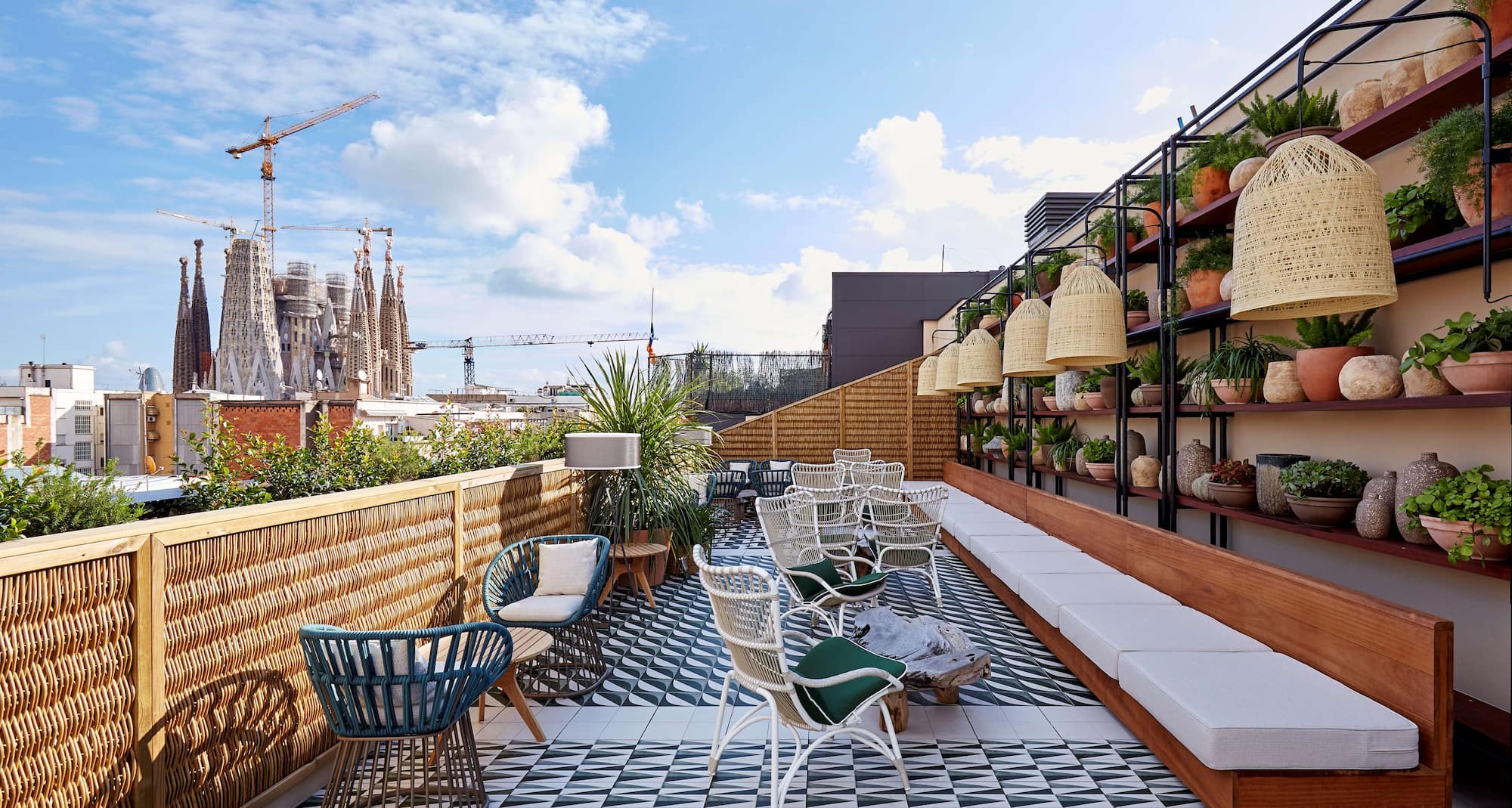 Radisson Blu 1882 Hotel, Barcelona Sagrada Familia - El Cel Bar