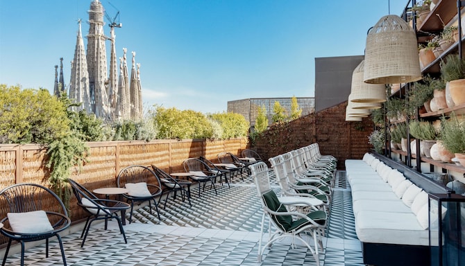 Radisson Blu 1882 Hotel, Barcelona Sagrada Familia - El Cel Rooftop Bar