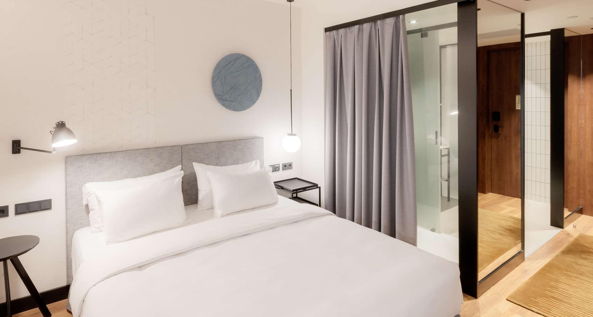 Radisson Blu Hotel, Sagrada Familia Barcelona - Standard - Interior Facing Room