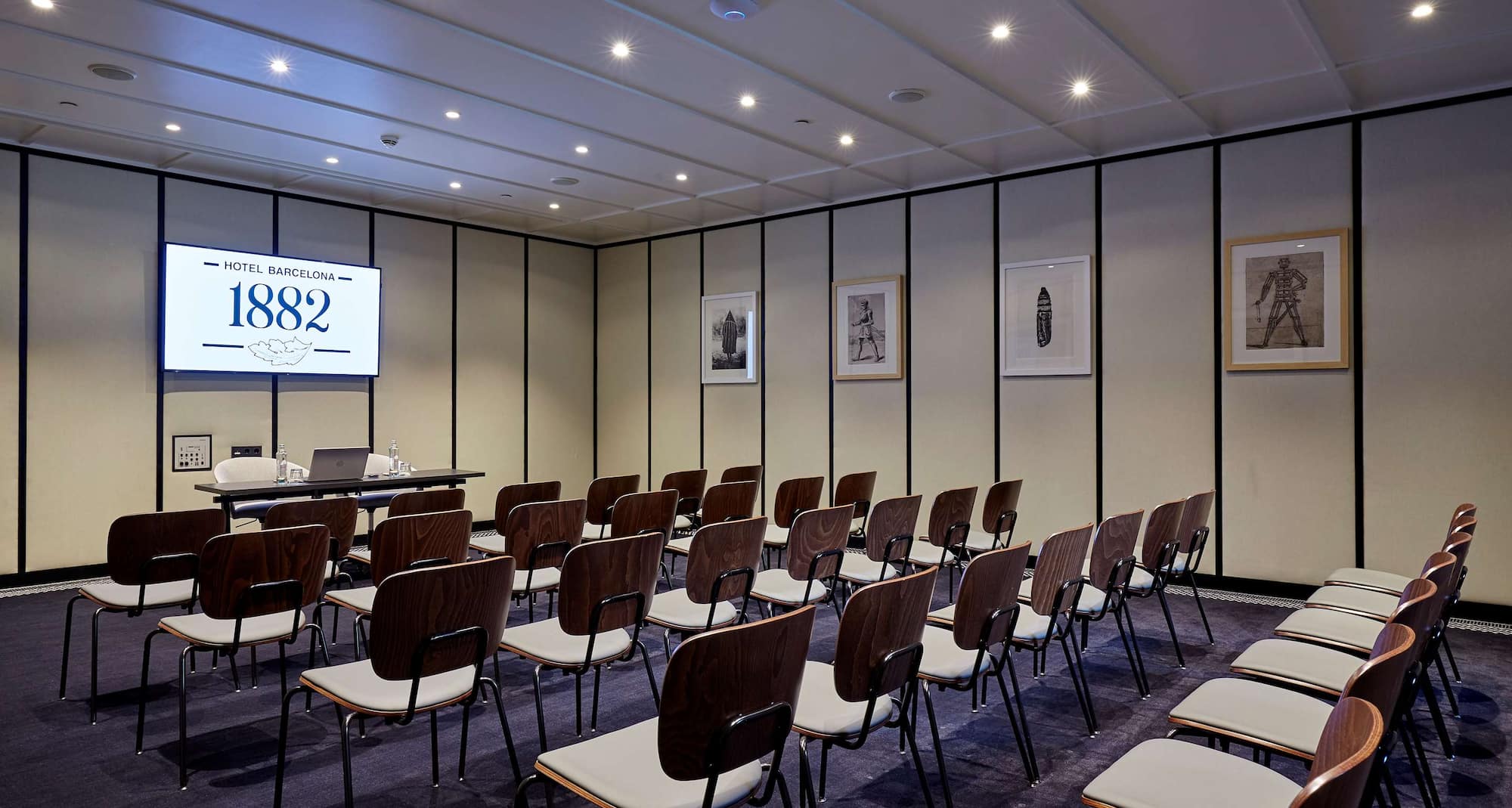 Radisson Blu 1882 Hotel, Barcelona Sagrada Familia - Meeting room theatre set-up