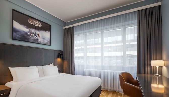 Radisson Blu 1919 Hotel, Reykjavik - Standard Room overview