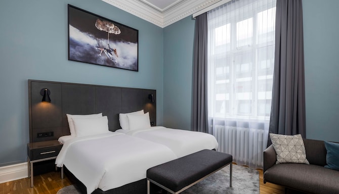 Radisson Blu 1919 Hotel, Reykjavik - Junior Suite with twin beds