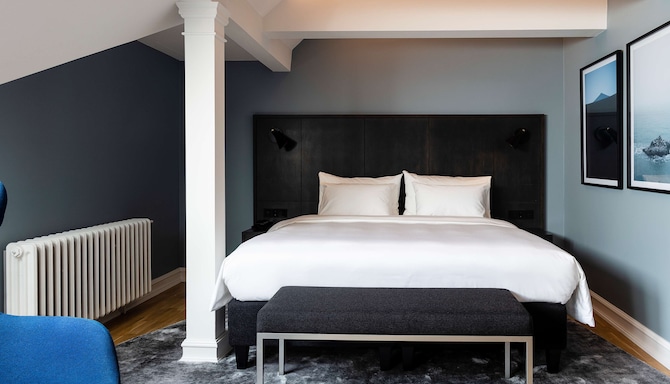 Radisson Blu 1919 Hotel, Reykjavik - Suite bed