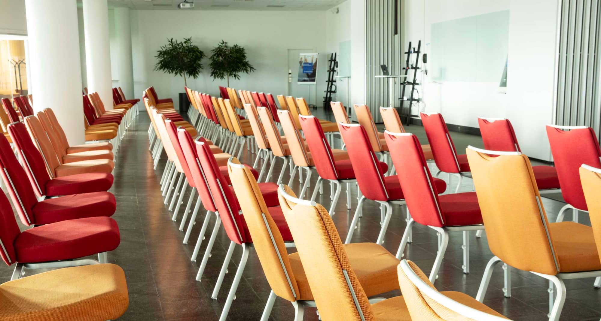 Radisson Blu Airport Terminal Hotel, Stockholm-Arlanda Airport - Dreamliner meeting room theater set-up