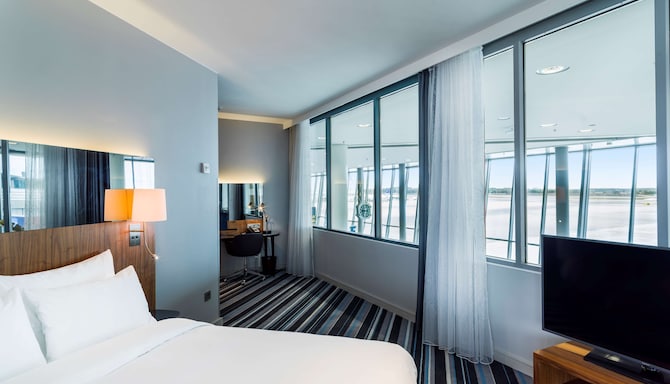 Radisson Blu Airport Terminal Hotel, Stockholm-Arlanda Airport - Suite