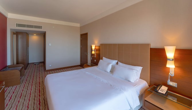 Radisson Blu Al Mahary Hotel, Tripoli - Guest room