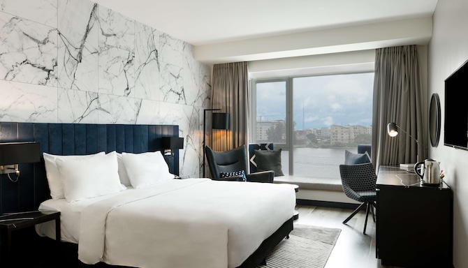 Radisson Blu Anchorage Hotel, Lagos V.I. - غرفة ضيوف