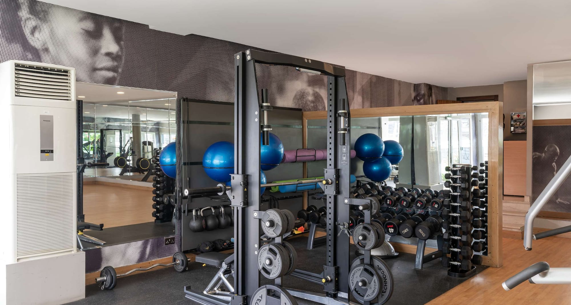 Radisson Blu Anchorage Hotel, Lagos V.I. - Gym