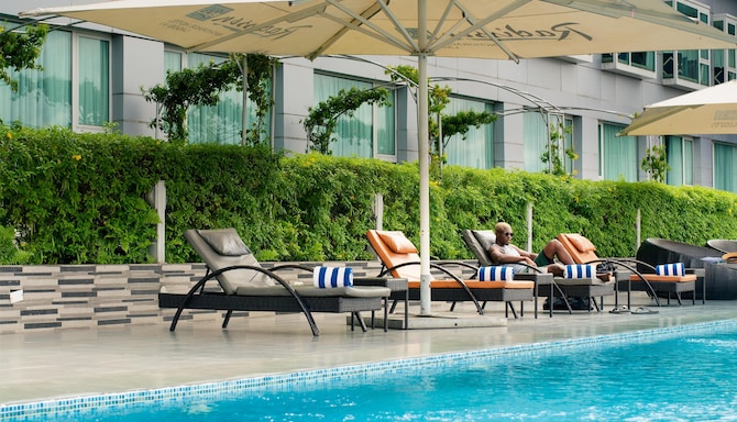 Radisson Blu Anchorage Hotel, Lagos V.I. - Pool Deck