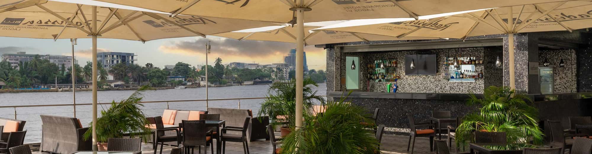 Radisson Blu Anchorage Hotel, Lagos V.I. - Surface Bar Outdoor