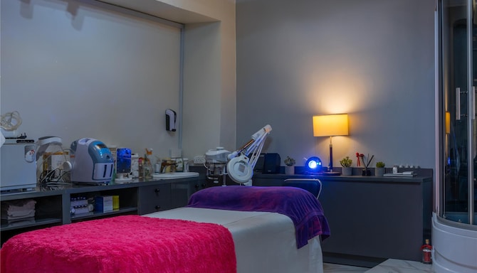 Radisson Blu Anchorage Hotel, Lagos V.I. - Momandi Spa
