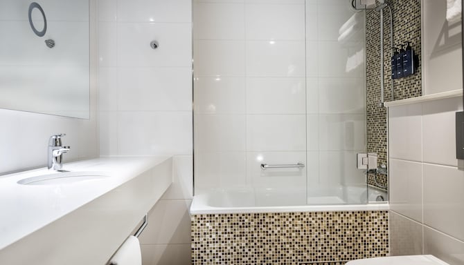 Radisson Blu Arlandia Hotel, Stockholm-Arlanda - 客房浴室
