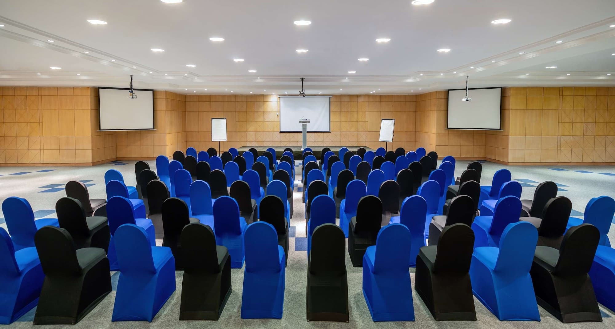 Radisson Blu Palace Resort & Thalasso, Djerba - Meeting room Djerba theatre set-up