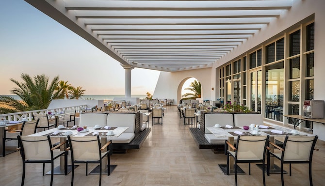 Radisson Blu Palace Resort & Thalasso, Djerba - Ceramique Restaurant