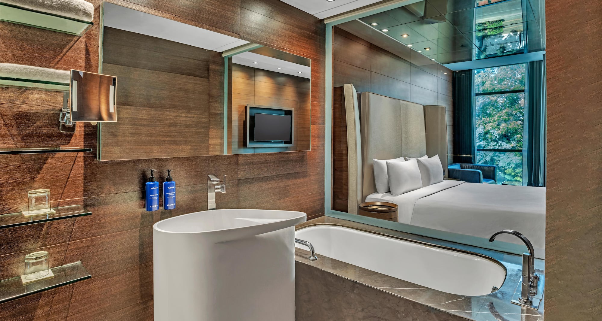 Radisson Blu Atria Bengaluru - Deluxe Room