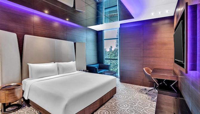 Radisson Blu Atria Bengaluru - Deluxe Room