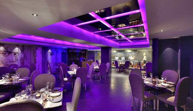 Radisson Blu Atria Bengaluru - Tijouri