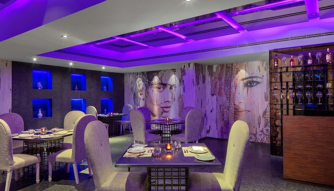 Radisson Blu Atria Bengaluru - Tijouri