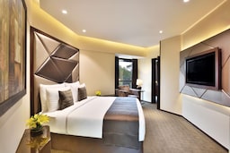 Radisson Blu Atria Bengaluru - Presidential Suite
