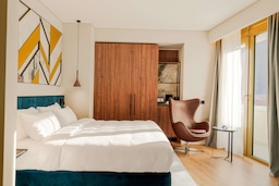 Radisson Blu Aurum Hotel, Brasov - Premium and Executive Room City View