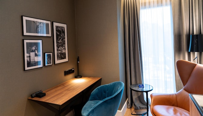 Radisson Blu Aurum Hotel, Brasov - Premium Room - City View