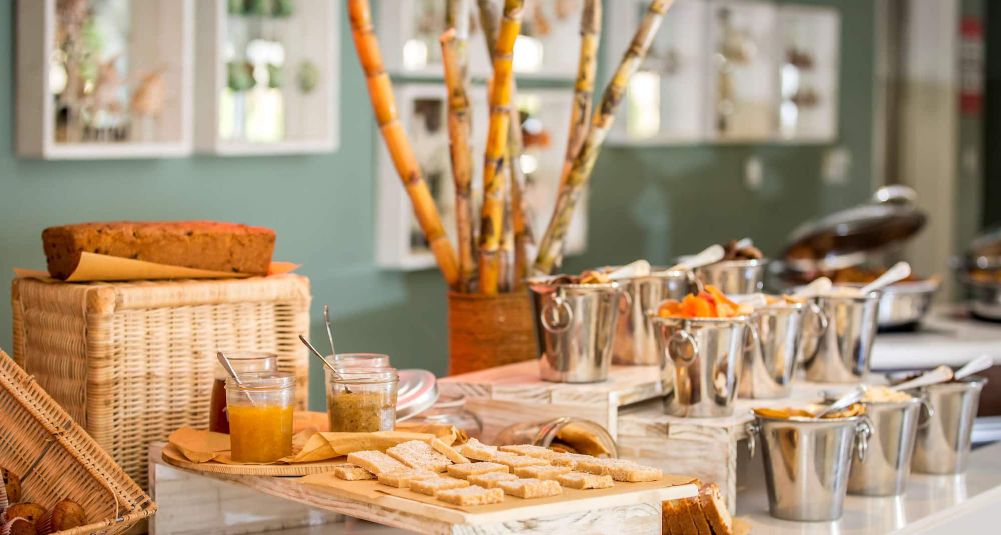 Radisson Blu Azuri Resort & Spa, Mauritius - Le Comptoir Restaurant Super Breakfast