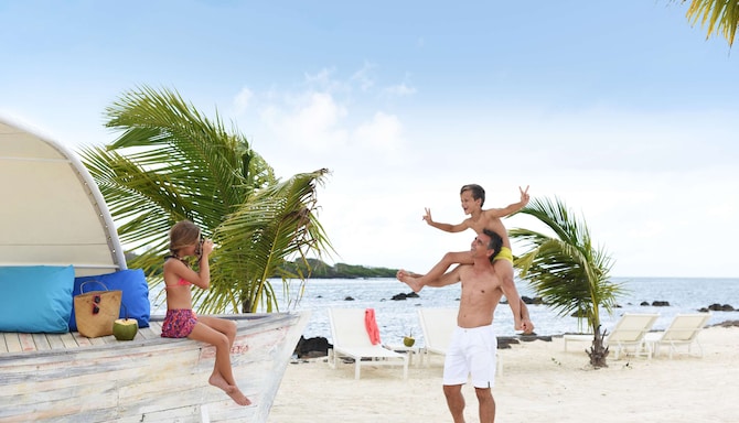 Radisson Blu Azuri Resort & Spa, Mauritius - Beach Family