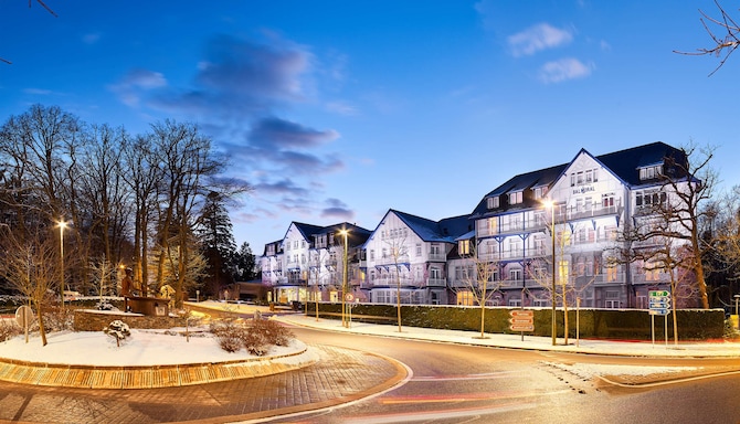 Radisson Blu Balmoral Hotel - Exterior