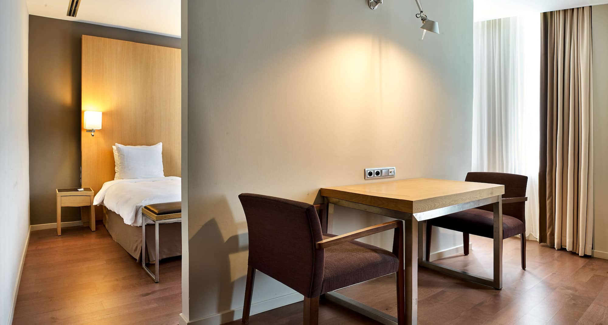 Radisson Blu Balmoral Hotel - Superior room