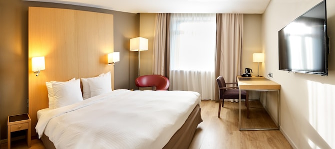 Radisson Blu Balmoral Hotel, Spa - Standard Room