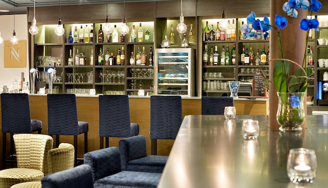 Radisson Blu Balmoral Hotel - Bar L’Entre Temps