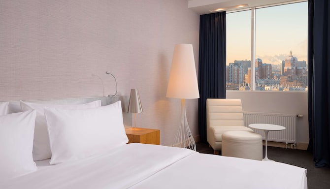 Radisson Blu Belorusskaya Hotel, Moscow - Room with the view