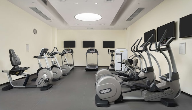 Radisson Blu Belorusskaya Hotel, Moscow - Fitness Center Cardio
