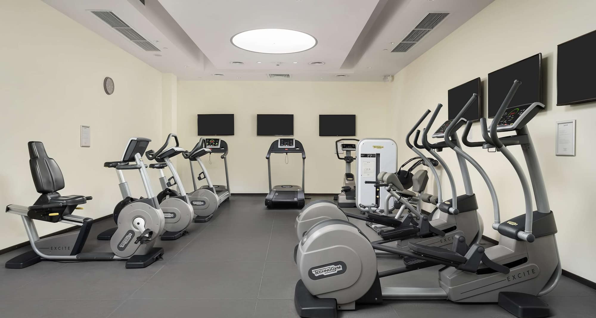 Moscow's Fitness Boom: Preparing for Potential Unrest? - News Directory 3