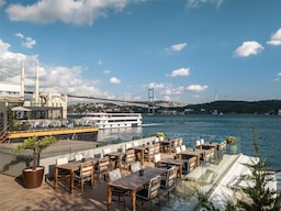 Radisson Blu Bosphorus Hotel, Istanbul - Cruise Lounge Outdoor