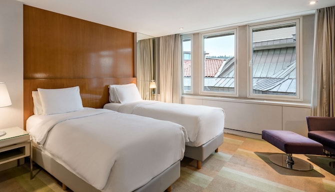 Radisson Blu Bosphorus Hotel, Istanbul - Standard Room with city view