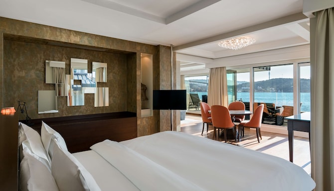 Radisson Blu Bosphorus Hotel, Istanbul - Presidential Suite
