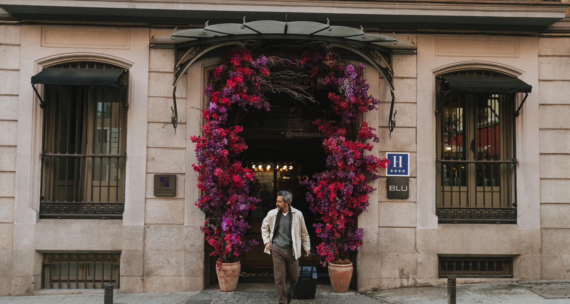 Radisson Blu Boutique Hotel, Madrid Prado - Facade Lifestyle