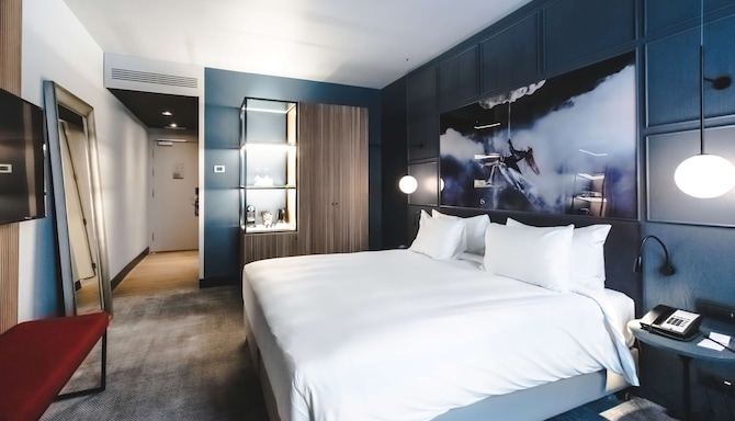 Radisson Blu Boutique Hotel, Madrid Prado - Superior Room
