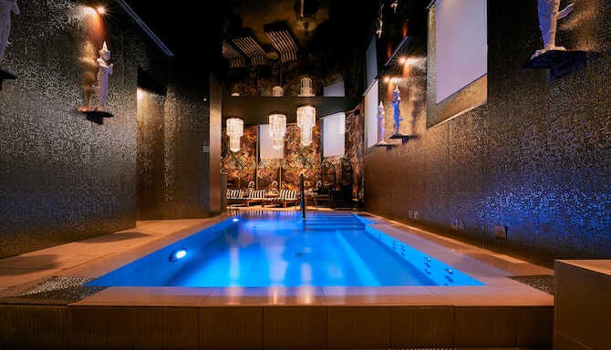 Radisson Blu Boutique Hotel, Madrid Prado - Pool