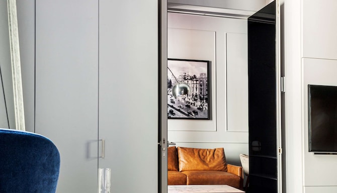 Radisson Blu Boutique Hotel, Madrid Prado - Junior Suite bedroom
