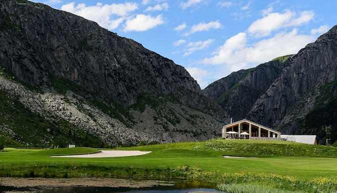 Radisson Blu Brand - Golf resorts